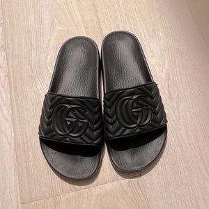 Gucci slides-GREAT CONDITION!
